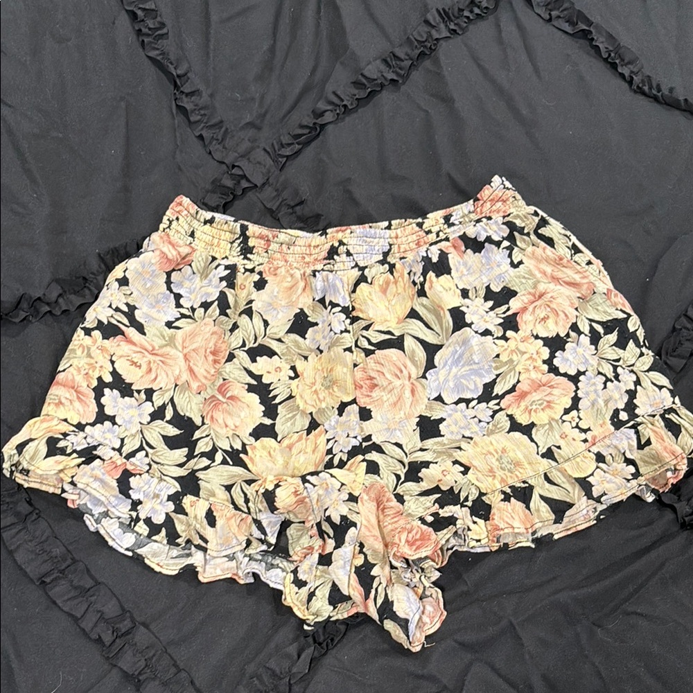 American eagle floral shorts - Picture 2 of 14